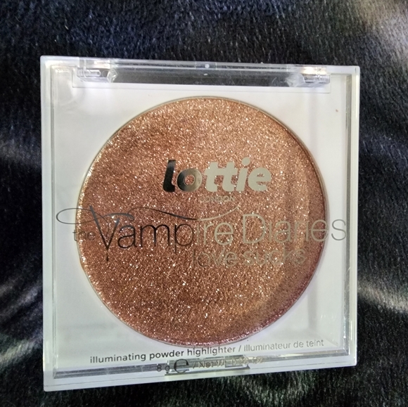 Lottie London Diamond rose gold highlighter - Picture 3 of 3